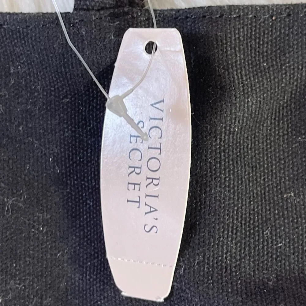 Victorias Secret this measures